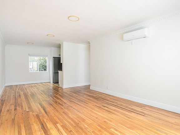 5th image of 1211 N Detroit St APT 4