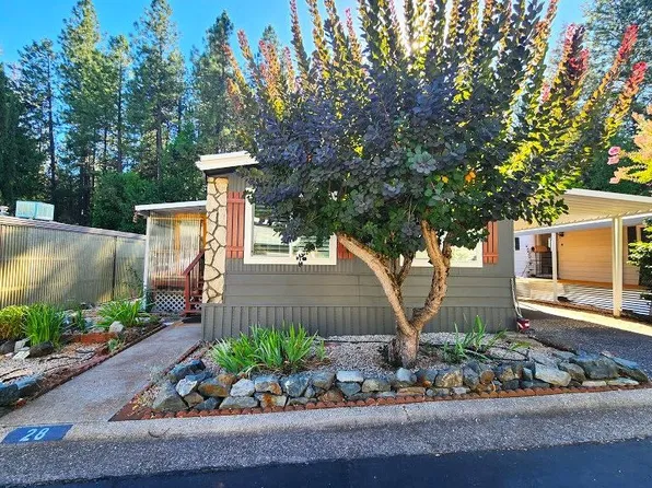 28 Primrose Ln, Grass Valley, CA 95945