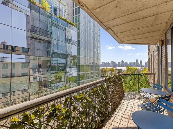 167 Perry St APT 5D, Manhattan, NY 10014