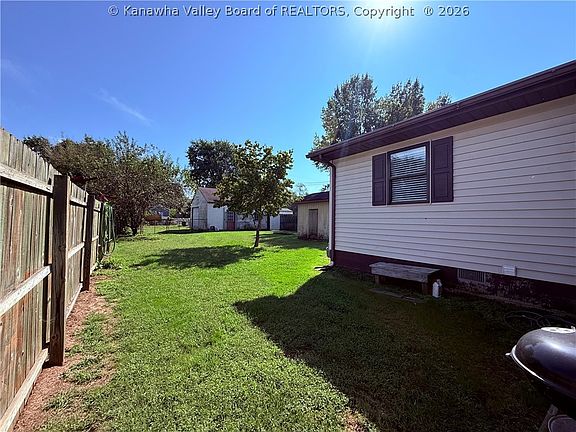 4th image of 3 Henry St