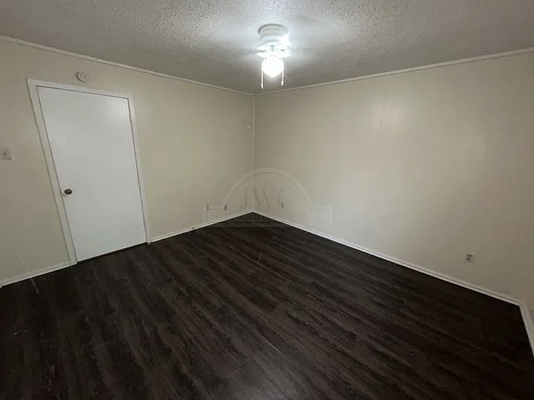 106 W Hoover St, Killeen — Photo 13