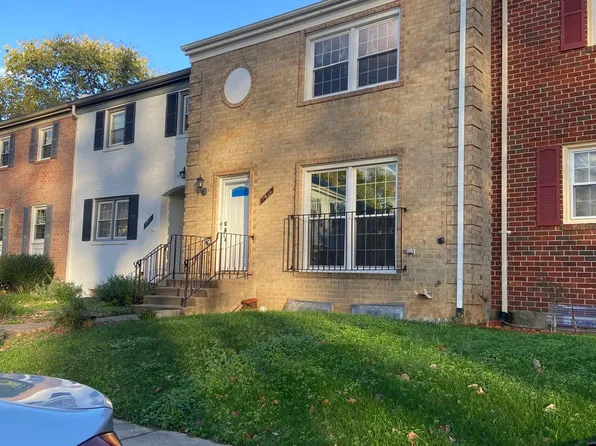 7419 Jayhawk St, Annandale, VA 22003