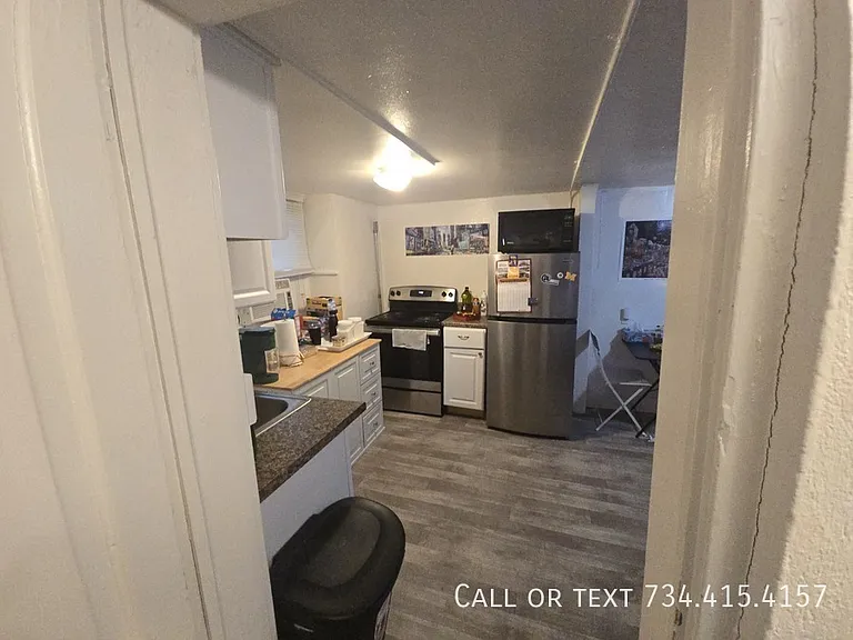 906 Packard St #1 — Photo 9