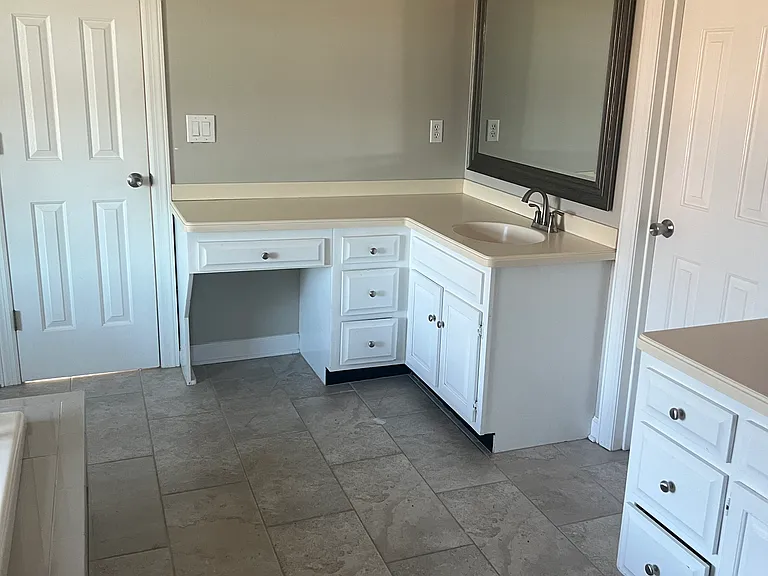 6401 Beacon Pointe Cir — Photo 10