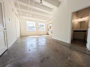 305 6th St #206, Lynchburg, VA 24504