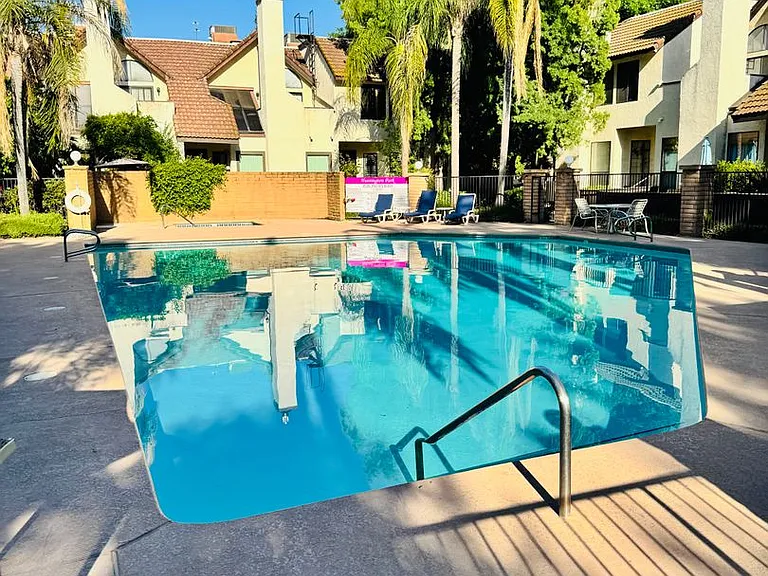 2890 Huntington Blvd #150 — Photo 39