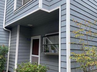 653 Arneill Rd, Camarillo, CA 93010