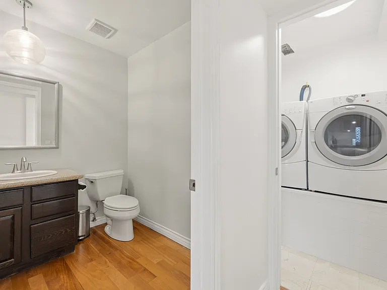 4501 Regents Ct — Photo 28