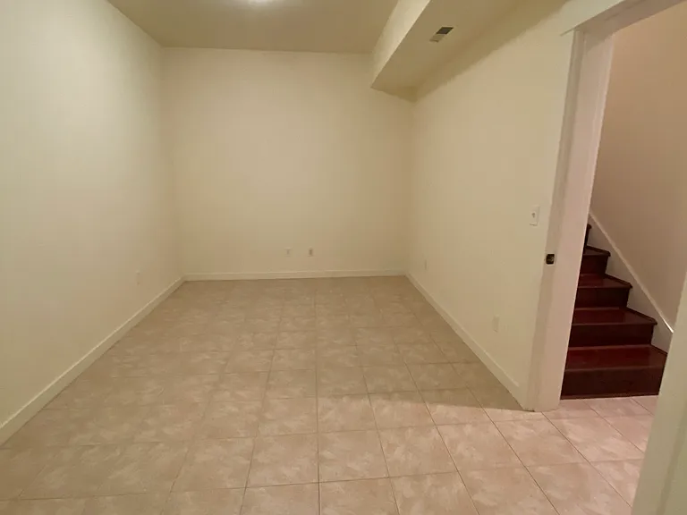 24120 39th Ct SE — Photo 23