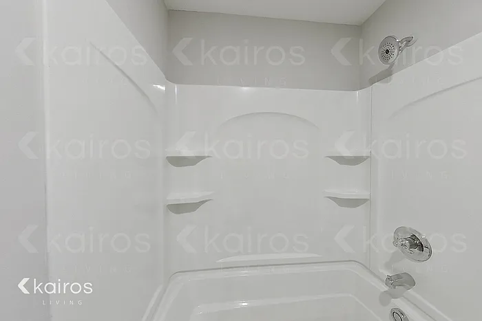 158 Cottage Grove Rd — Photo 12