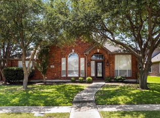 1597 Castle Pines Dr, Frisco, TX 75034