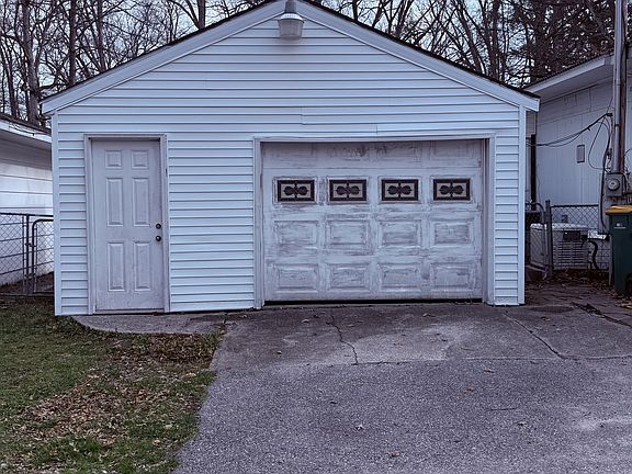 4th image of 11322 W Paradise Rd
