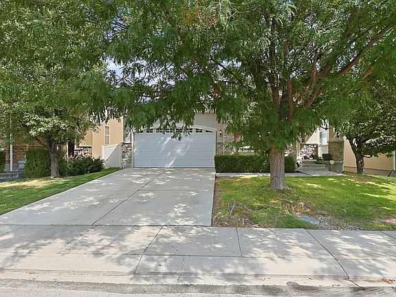 4th image of 4006 W Heidelberg Ln #16