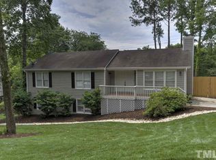 6916 Three Bridges Cir, Raleigh, NC 27613