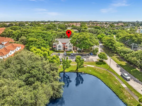 1055 Crystal Way #B, Delray Beach, FL 33444