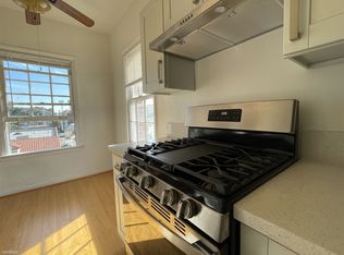 611 S Cloverdale Ave, Los Angeles, CA 90036