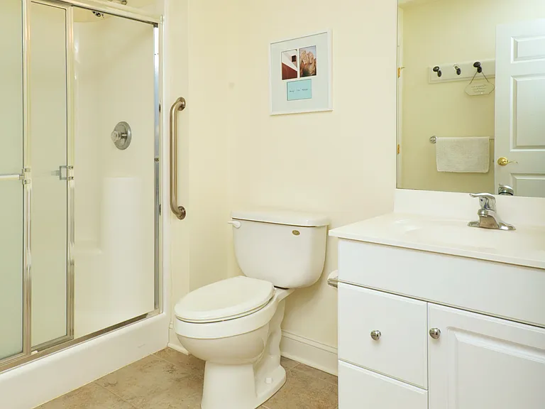Julia Ct — Photo 9