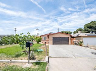 2109 Marshall St, Bakersfield, CA 93304