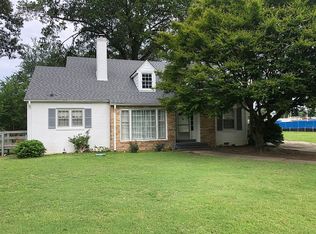 1491 Lambuth Blvd, Jackson, TN 38301