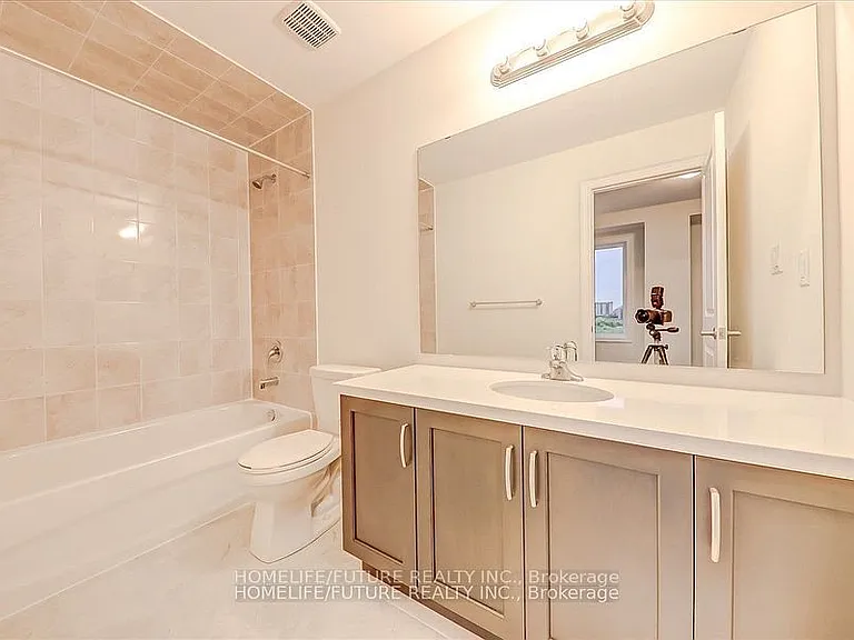 26 Andress Way — Photo 10