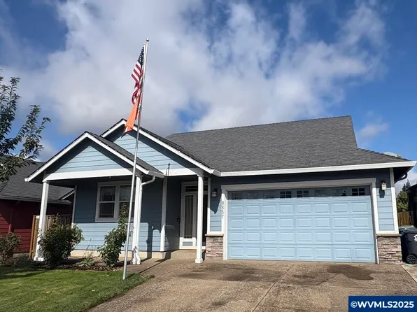 9857 Fox St, Aumsville, OR 97325