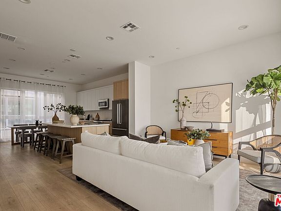 4th image of 6118 Marbella Pl