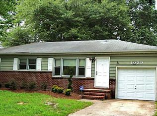 1029 Saint Julian Dr, Chesapeake, VA 23323