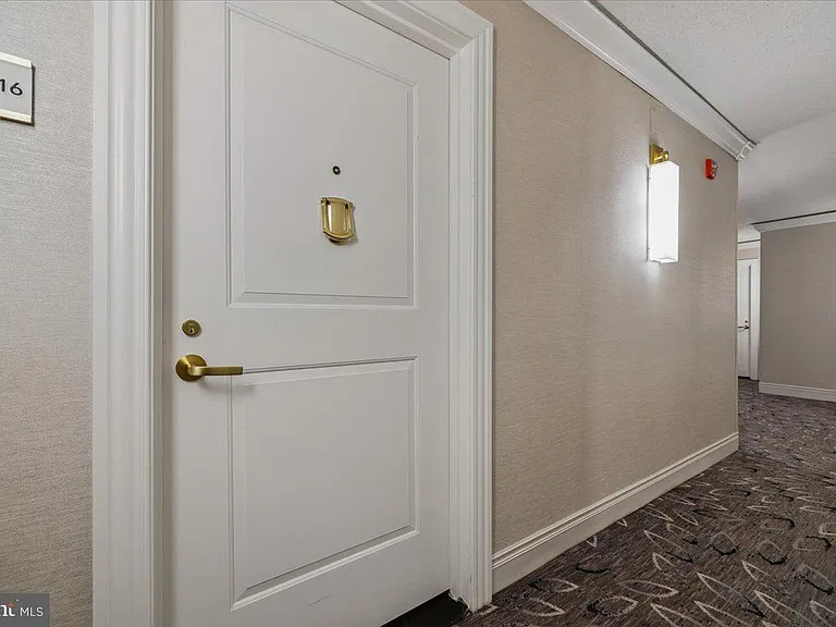 4601 N Park Ave #1616 — Photo 2
