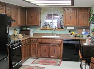 2137 Cullison Ln, Grants Pass, OR 97527