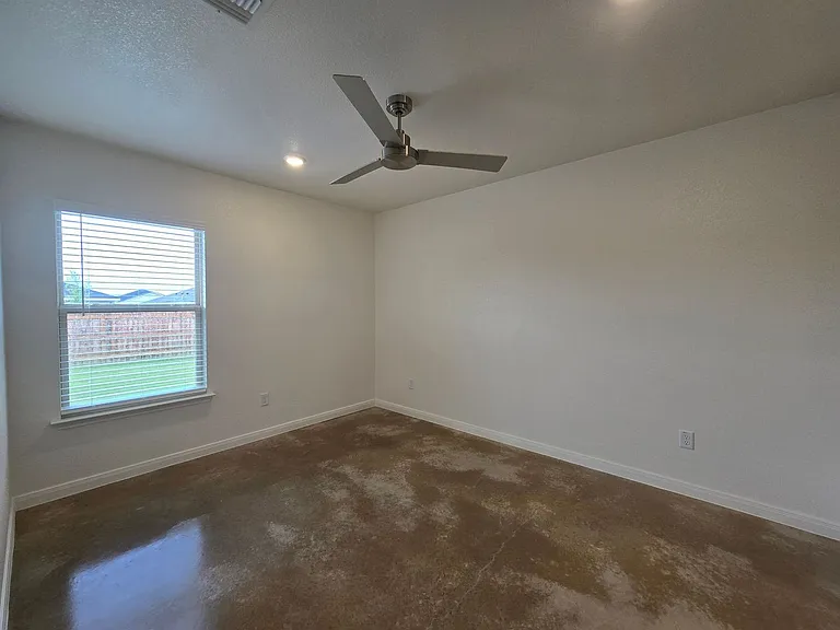 908 Cherry Laurel Ln #A/B — Photo 11