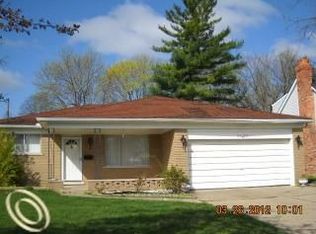 31835 Blair Dr, Warren, MI 48092