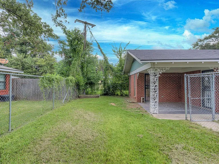 2829 Doles Pl — Photo 21