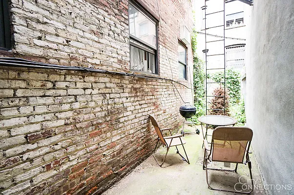 Rented by City Connections Realty | media 44