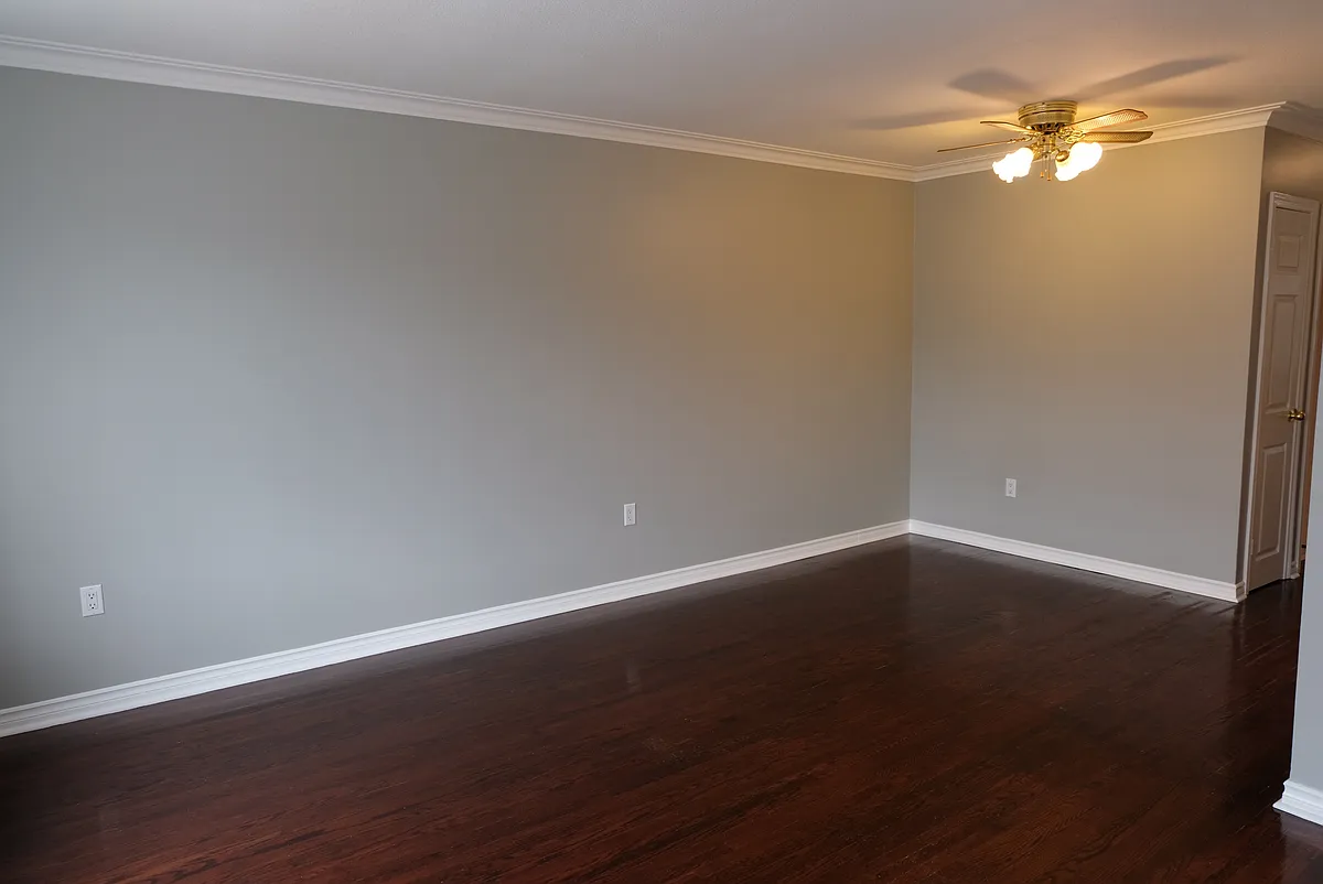 Building Photo - 46 Edinborough Ct #2