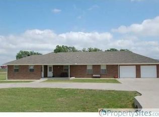 106 Scissortail Ln, Tuttle, OK 73089