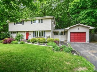 678 Burke St, Washington Township, NJ 07676