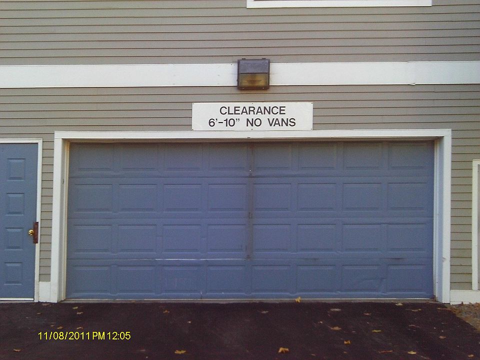 2nd image of 16 Ledgewood Hills Dr APT 305