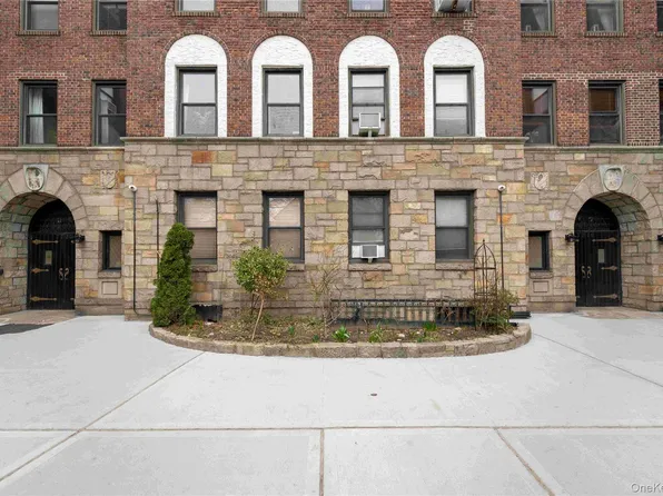 77-16 Austin Street #4L, Forest Hills, NY 11375