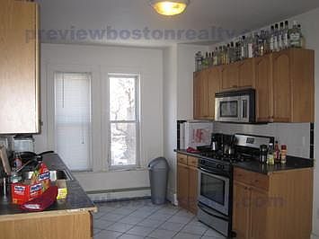 2nd image of 42 Gardner St #12
