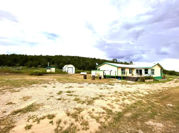 27 Hillcrest Rd, Edgewood, NM 87015