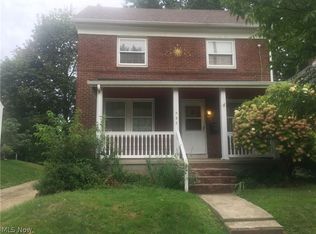 592 Lindell St, Akron, OH 44305