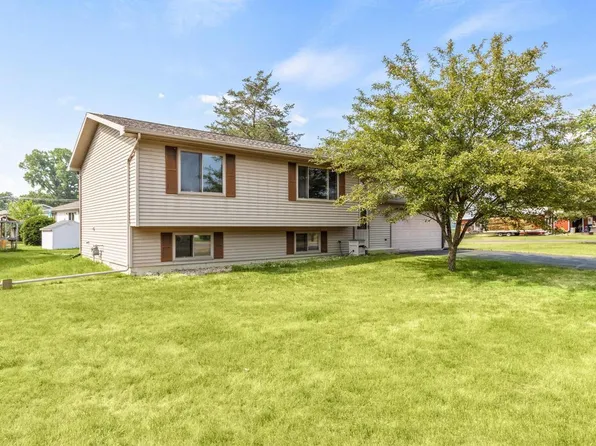 102 East Prairie Street, Endeavor, WI 53930