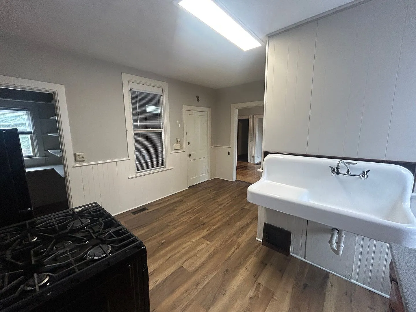 375 Erie Street — Photo 3
