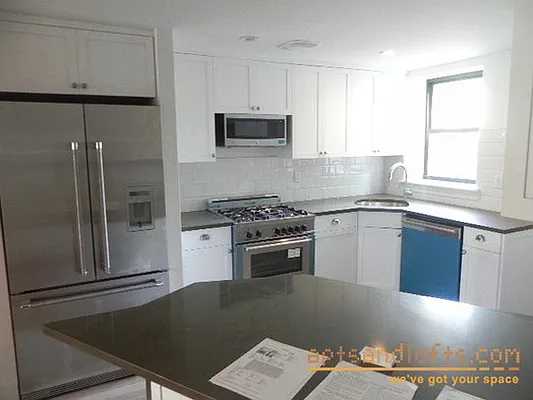 Rented by Bold New York | media 11