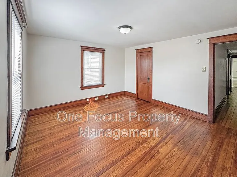 1154 Park Ave — Photo 11