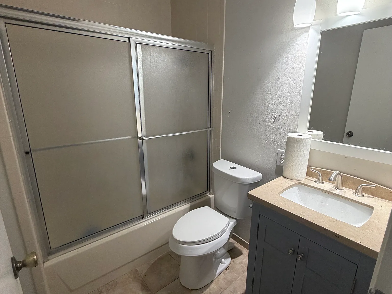3 bed, 1184 sqft, $1,700 — Photo 3