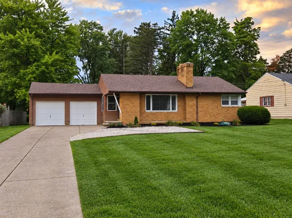 3806 Royalton Rd, North Royalton, OH 44133