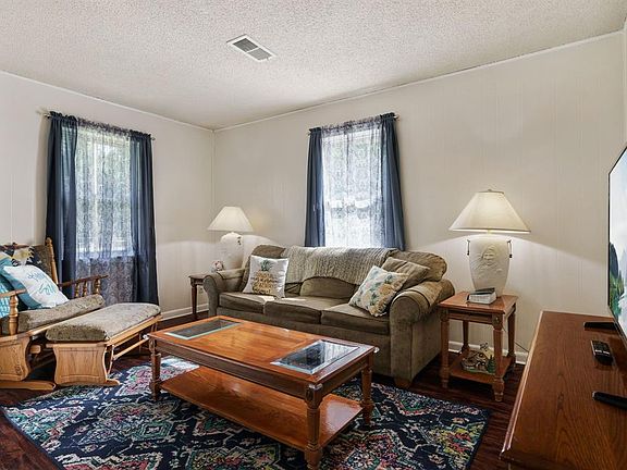 Plenty of room for everyone to relax in your living room.