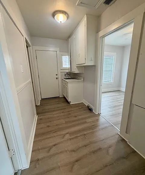 1400 N Dunlap Ave — Photo 16