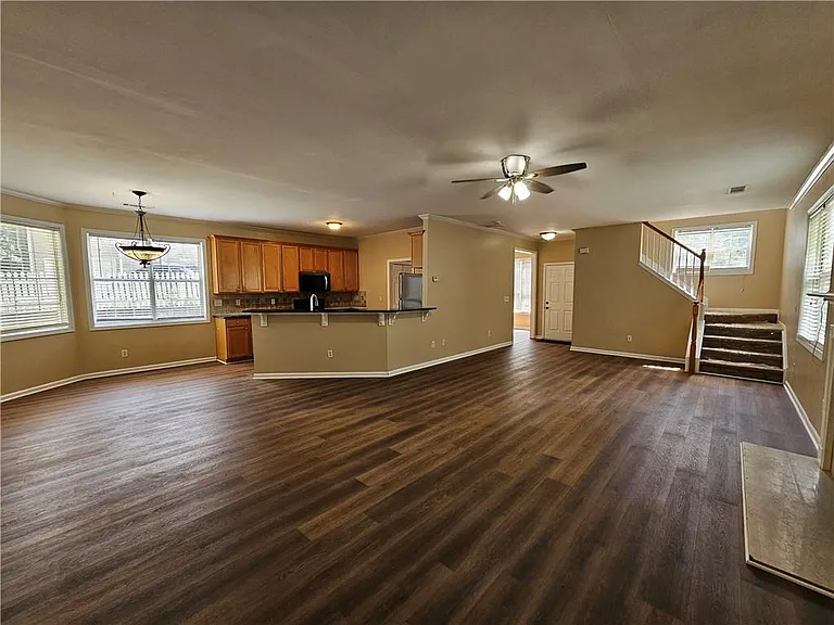 3202 Heritage Walk Ln — Photo 10